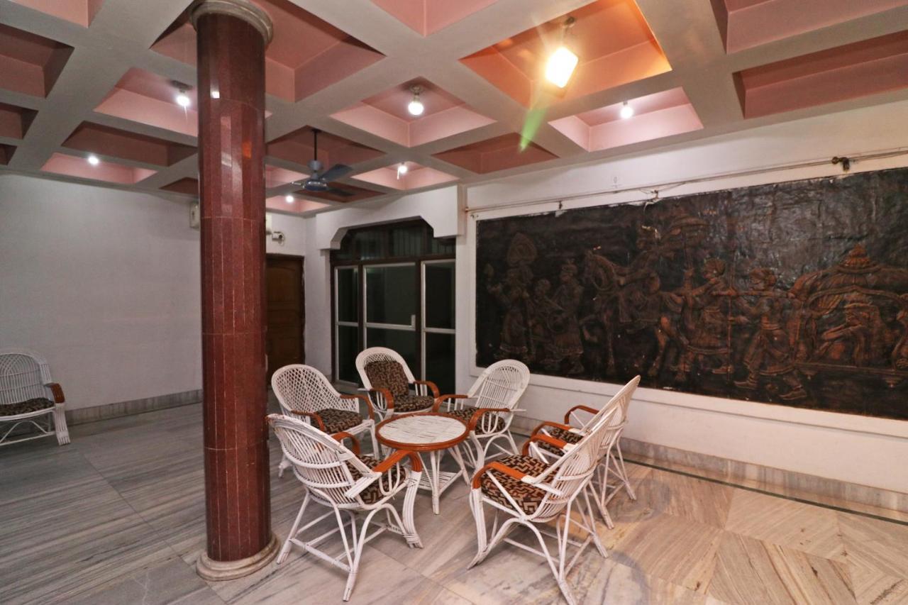 Oyo 18668 Ananya Guest House Durgāpur Eksteriør billede